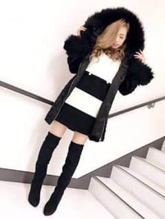Delyle NOIR♡ボリュームファーフードコート♡人気のブラックのサムネイル