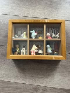 ムーミンハウス　ムーミン一家と仲間たち 壁掛け　ドールハウス　木製　ジェネリック ムーミンハウス ムーミン一家と仲間たち 壁掛け ドールハウス 木製