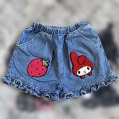 いちごとマイメロディ刺繍デニム半ズボン 95-105cmのサムネイル