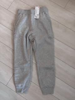 【タグ付き新品未使用】UNIQLO KIDS ボアスウェットパンツ 130サイズのサムネイル