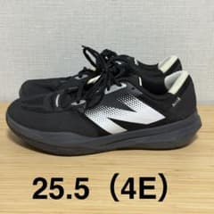 美品New Balance テニスシューズ オールコート用25.5cm 4E 黒のサムネイル