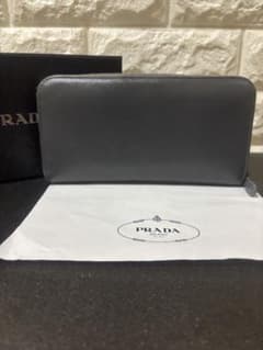 超美品】PRADA サフィアーノ ラウンドファスナー レザー 長財布 グレー
