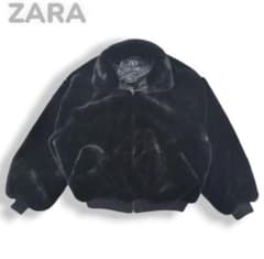 ZARA　ザラ　黒　フェイクファー　ボンバージャケット　コートのサムネイル