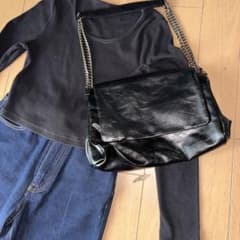 ZARA チェーンバッグ　肩掛け　ブラック　ハンドバッグ　ショルダーバッグのサムネイル