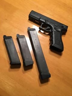 [東京マルイ] ガスブローバック G18C ジャンク品のサムネイル