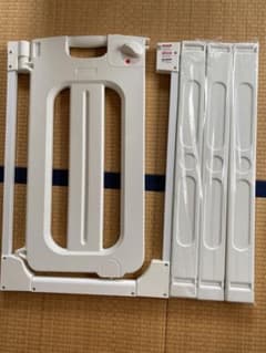 KATOJI ベビーゲート　取り付け可能幅61cm～95cmのサムネイル