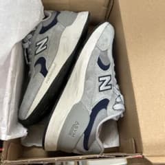 atorisu40 さま専用　New Balance スニーカー atorisu40 さま専用 New Balance スニーカー - メルカリ