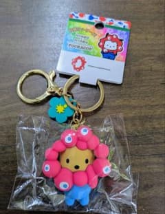 【新品】ミャクミャクサンリオ日焼け ポチャッコキーホルダーのサムネイル