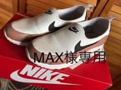 NIKE ナイキ スニーカー 値下げのサムネイル
