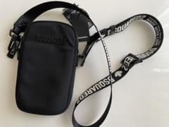 ゆっきー 様　DSQUARED2 ショルダーバッグ ブラック ゆっきー 様 DSQUARED2 ショルダーバッグ ブラック - メルカリ