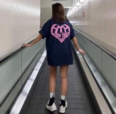 Hotter Than Hell オーバーサイズTシャツ ネイビーのサムネイル