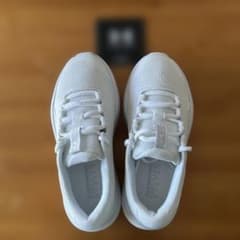 Under Armour Charged Surge 4 Wide JPN 23のサムネイル