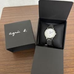 【agnes b】　時計のサムネイル