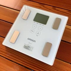 オムロン 体重体組成計　HBF-214のサムネイル