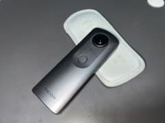RICOH THETA V　リコー シータ V　360度カメラのサムネイル