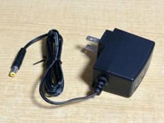 SunnyスイッチングACアダプタ SYS1381-1212-W2 12V 1Aのサムネイル