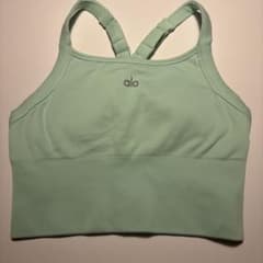新品Alo Yoga Seamless Ribbed Bra Tank Sのサムネイル