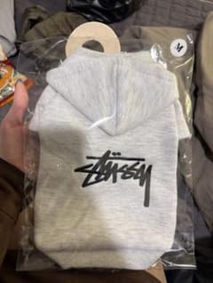 Stussy 犬用パーカー Mサイズ グレーのサムネイル