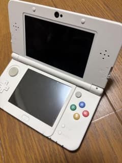ニンテンドー3DS LL ホワイト 本体のサムネイル