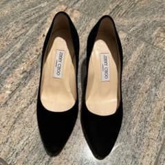 JIMMY CHOO パンプス　黒　ヒールのサムネイル