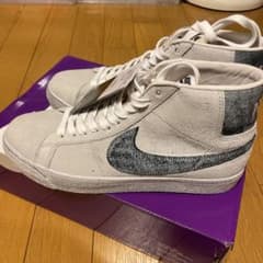 ナイキ　ブレーザーNIKE SB ZOOM BLAZER MID PRM 27㎝のサムネイル