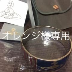 ヴィヴィアン バングルのサムネイル
