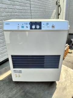 コロナFF石油ストーブスペースネオ！品番「FF‐SG5614M」2014年式中古 札幌発コロナFF温風石油ストーブ！品番「FF‐VG4214S」2014年式中古④ ストーブ