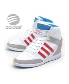 adidas  スニーカー インヒールのサムネイル