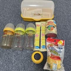 哺乳瓶　ピジョン　ミルク　赤ちゃんのサムネイル