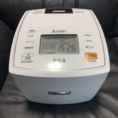 【再値下げ】三菱電機 炊飯器 NJ-KSE106 5.5合炊きのサムネイル