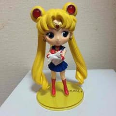 セーラームーンフィギュアのサムネイル