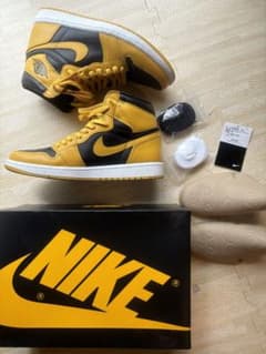 【値下中】Nike Air Jordan 1 High OG  27cmのサムネイル