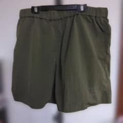 Herschel ショートパンツ L サイズ　カーキのサムネイル