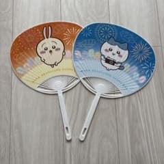 【新品】ちいかわ☆くら寿司☆うちわ☆うさぎ☆ハチワレのサムネイル