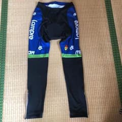 冬用サイクリングジャージです。購入しましたが、殆ど使用せずでした。のサムネイル