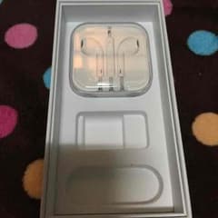 iPhone6 イヤフォンのサムネイル