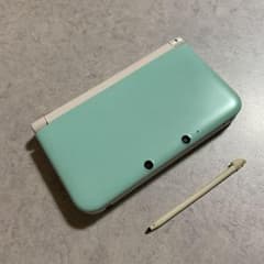 さーちょ様 専用ニンテンドー3DS LL ミント×ホワイトのサムネイル