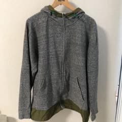 adidas パーカーのサムネイル