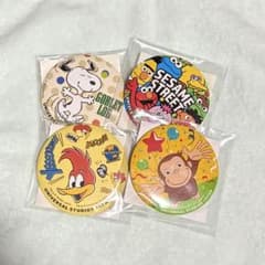 【USJ限定】キャラクター缶バッジ 4種セットのサムネイル