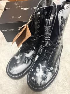 【新品未使用】Dr. Martens × NIN 1490 10ホール UK5のサムネイル