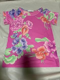 【美品】レオナール　半袖花柄シルクシャツ　ピンクのサムネイル