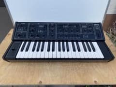 yamaha cs-5 アナログ　シンセサイザー　整備済み　美品　中古品 yamaha cs-5 アナログ シンセサイザー 整備済み 美品 中古品 - メルカリ