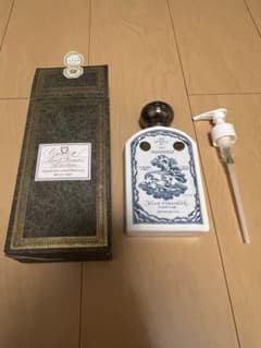 Officine Universelle Buly ボディミルクのサムネイル