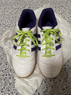 adidas アディダス　フットサルシューズ　23cm レディースのサムネイル