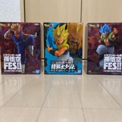 【shin様専用】ドラゴンボール ベジット、ゴジータ フィギュア　3点セットのサムネイル