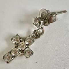 【AGATHA】アガタ パリ クロスモチーフ 片耳ピアス 十字架 ラインストーン