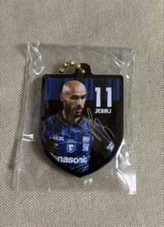 ガンバ大阪 No.11 イッサムジェバリ選手　ブラックアクリルキーホルダーのサムネイル