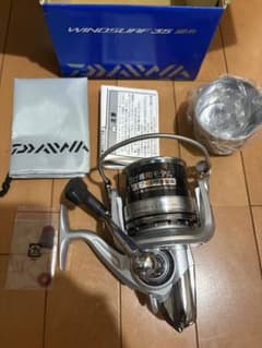 Daiwa WINDSURF 35 スピニングリール - メルカリ