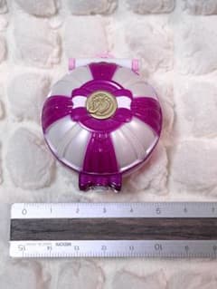 スマイルプリキュア！ カラフル変身！スマイルパクト ガチャガチャのサムネイル