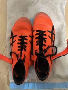 ASICS スパイク・シューズ オレンジ　24.5のサムネイル